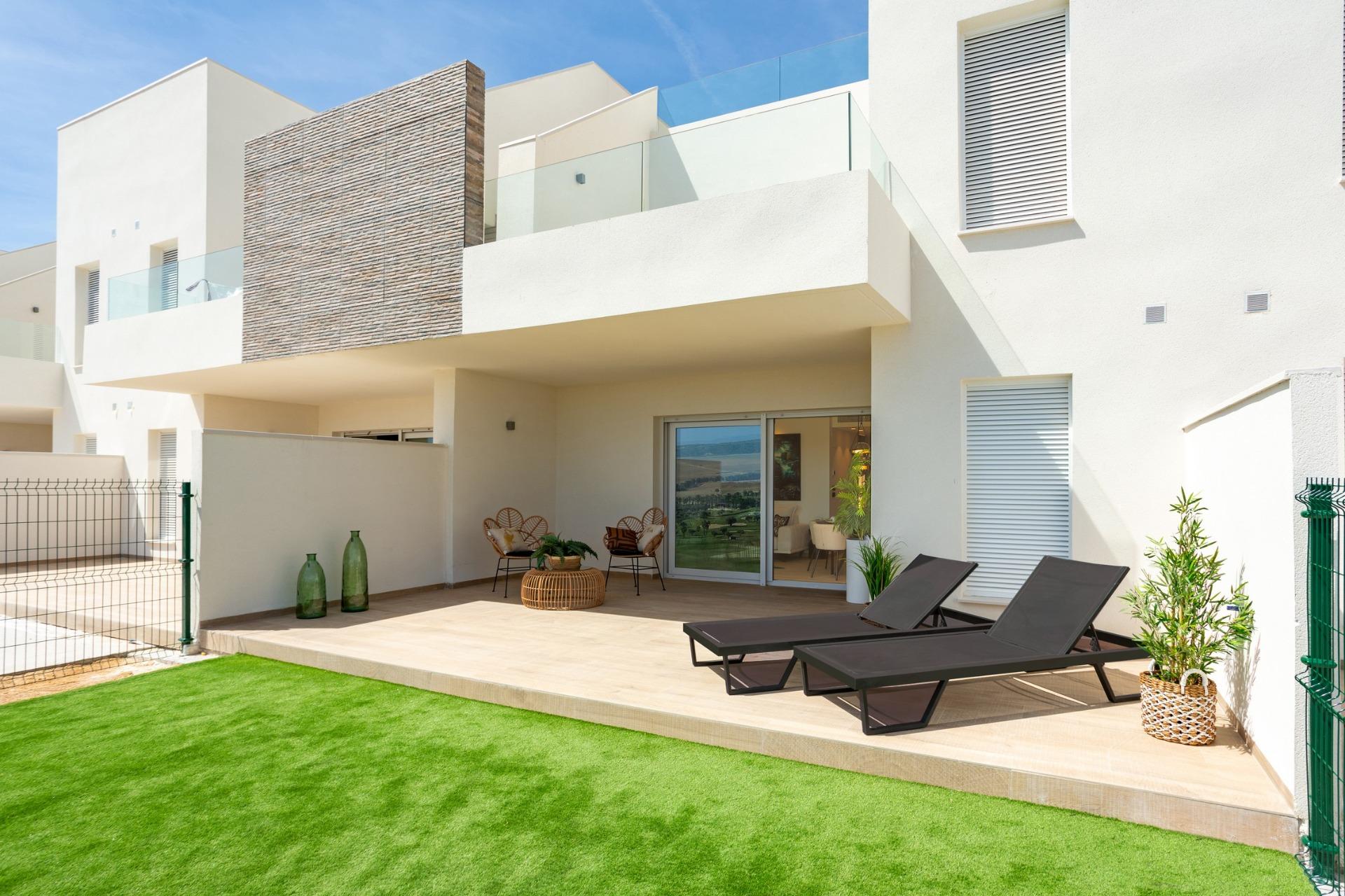 Nowe bungalowy w La Finca Golf, Algorfa - Luksus i natura na Costa Blanca