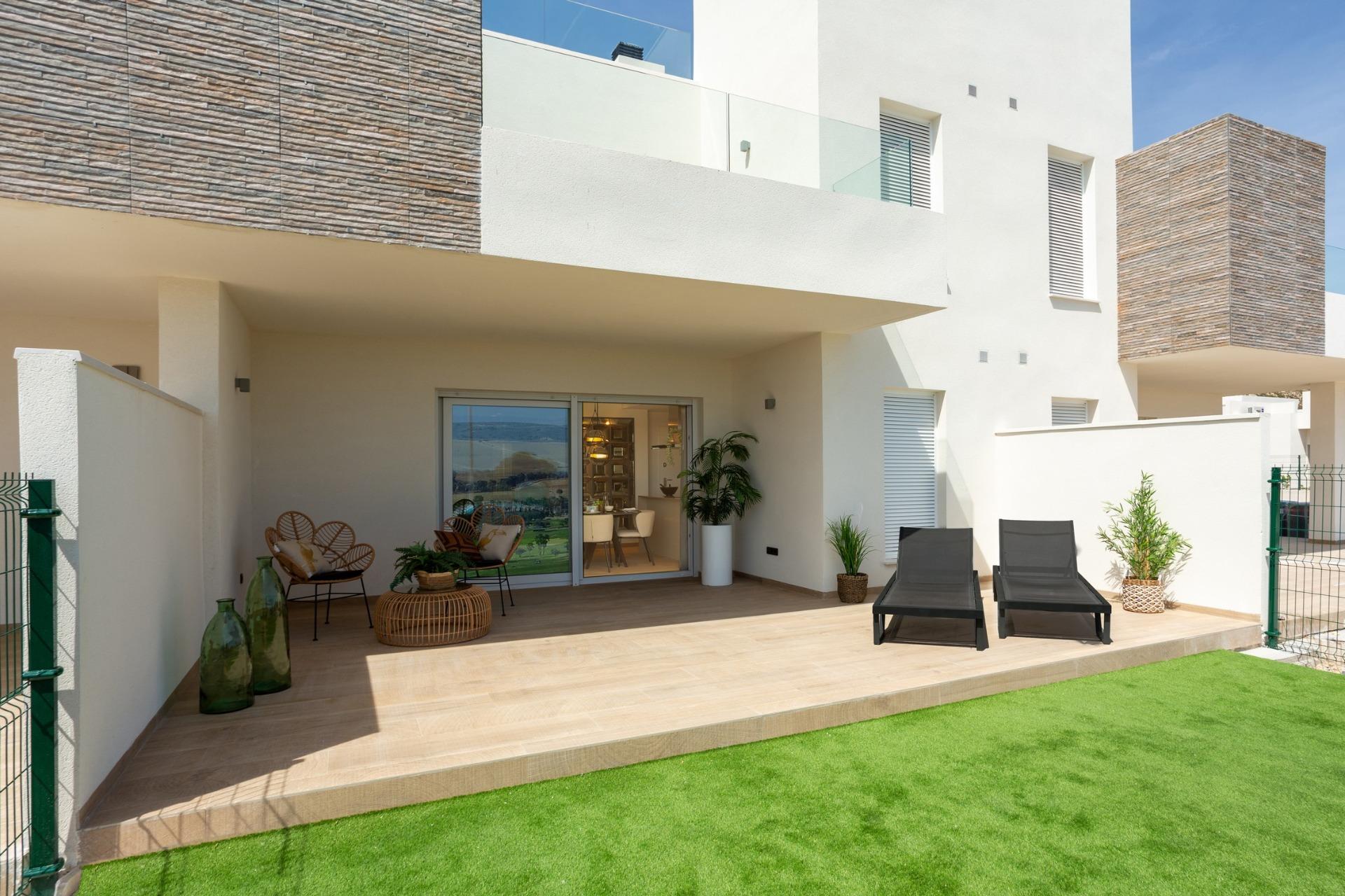 Nowe bungalowy w La Finca Golf, Algorfa - Luksus i natura na Costa Blanca