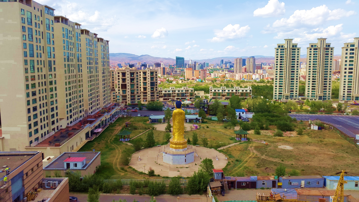 GERMAN RESIDENCE – EUROPEJSKI STANDARD W SERCU MONGOLII